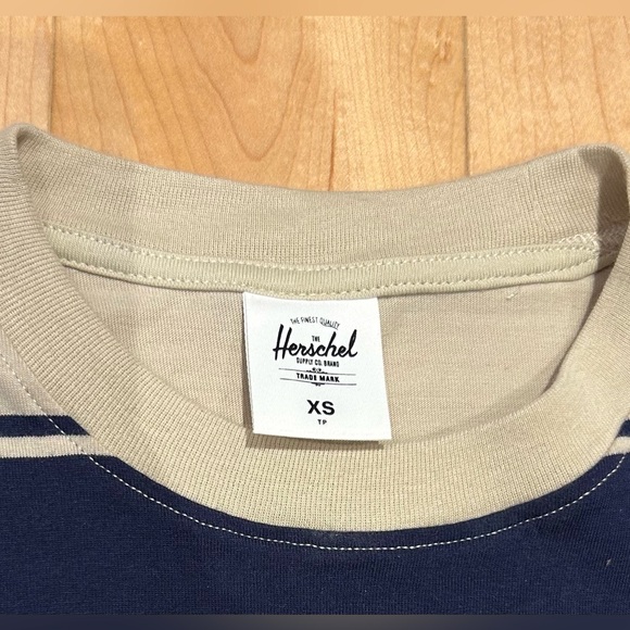 Herschel striped blue and cream T shirt - Picture 4 of 8